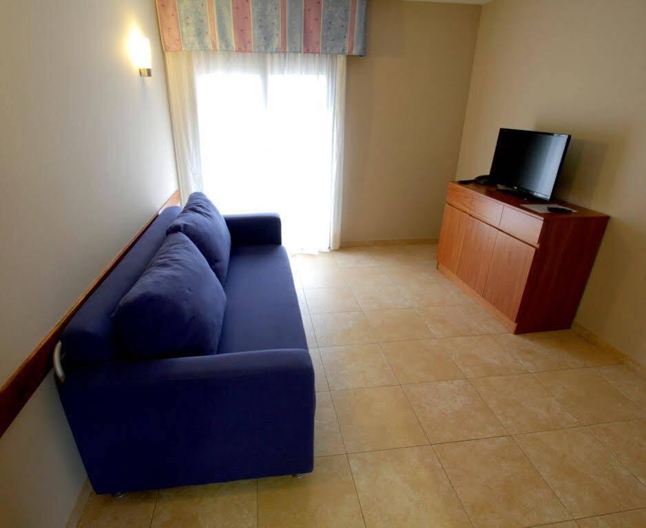 Aparthotel Iceberg Сан-Жулиа-де-Лория Экстерьер фото